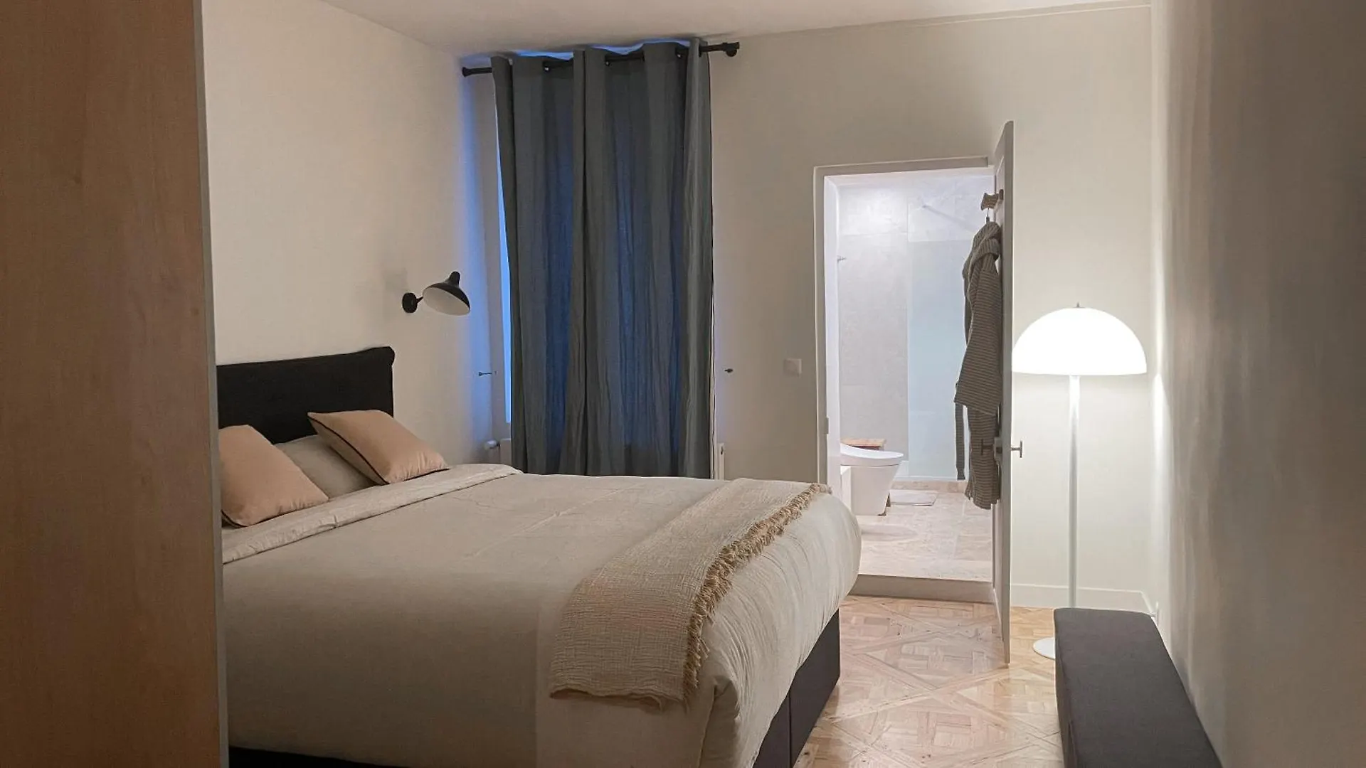 Apartament Le Sublime Saint Paul - Paris 4 0*,  Francja
